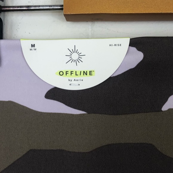 NWT Offline by Aerie Pink Camo Bike Shorts Sz M - Picture 6 of 6